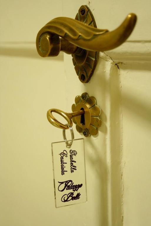 Palazzo Belli B&B Lecce Eksteriør billede