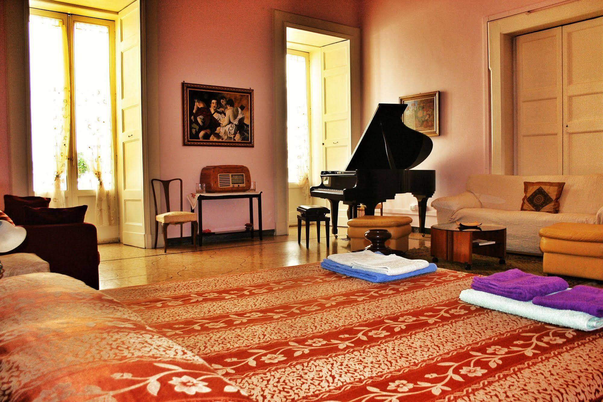Palazzo Belli B&B Lecce Eksteriør billede
