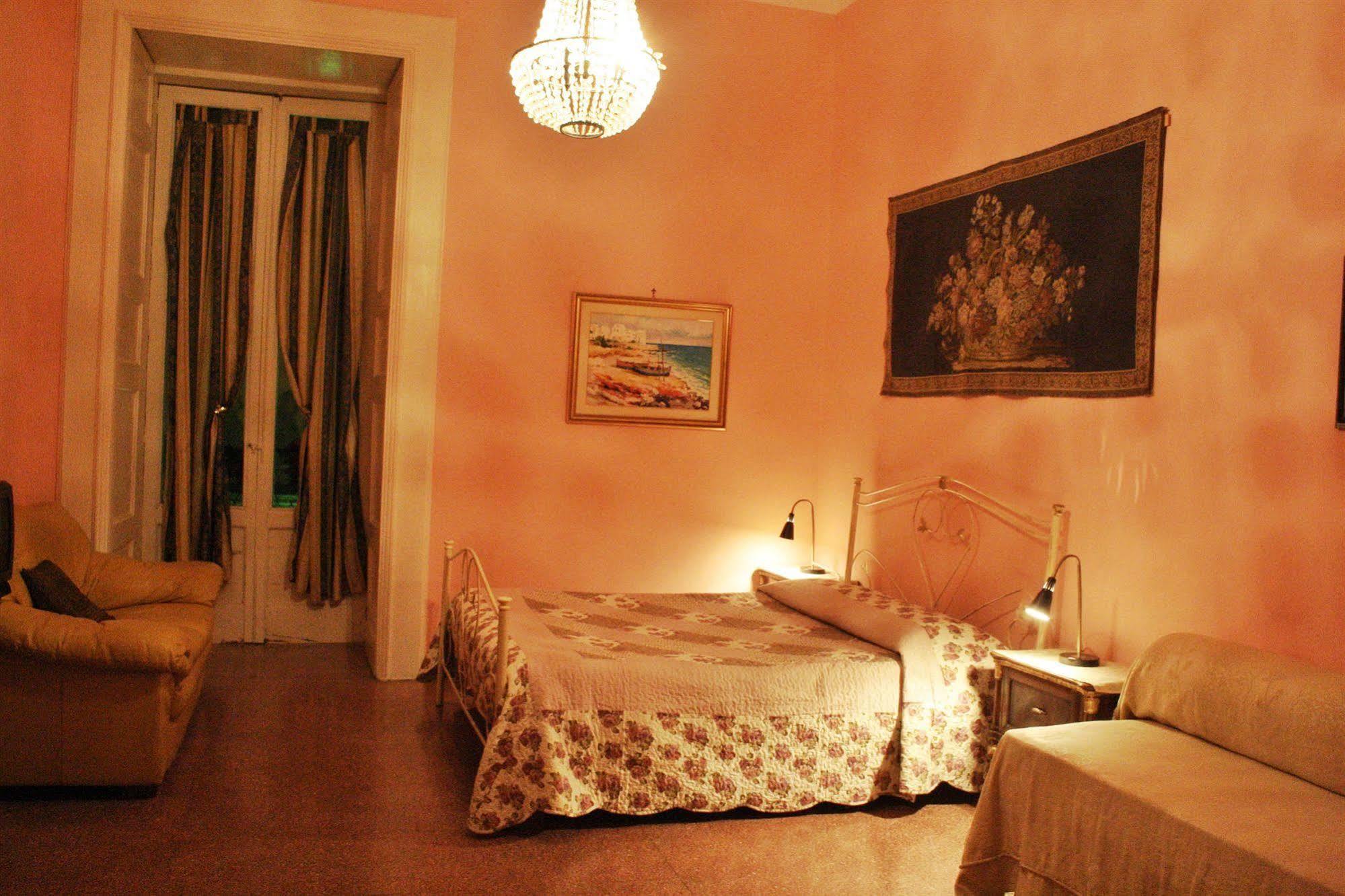 Palazzo Belli B&B Lecce Eksteriør billede